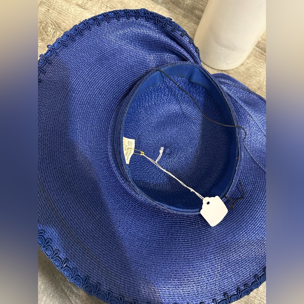 Vintage royal blue hat - Picture 6 of 6
